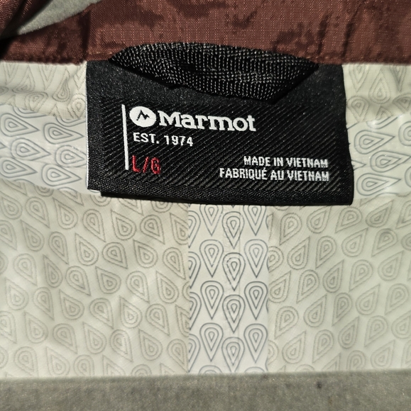 Waterproof spring or fall Marmot jacket. - Picture 3 of 3
